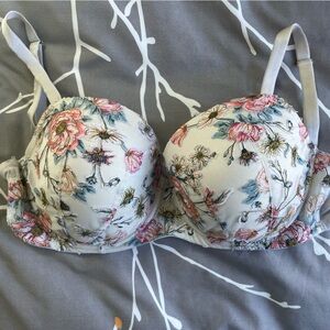 Victorias Secret Floral Lace Print Demi Underwire Bra 34DDD